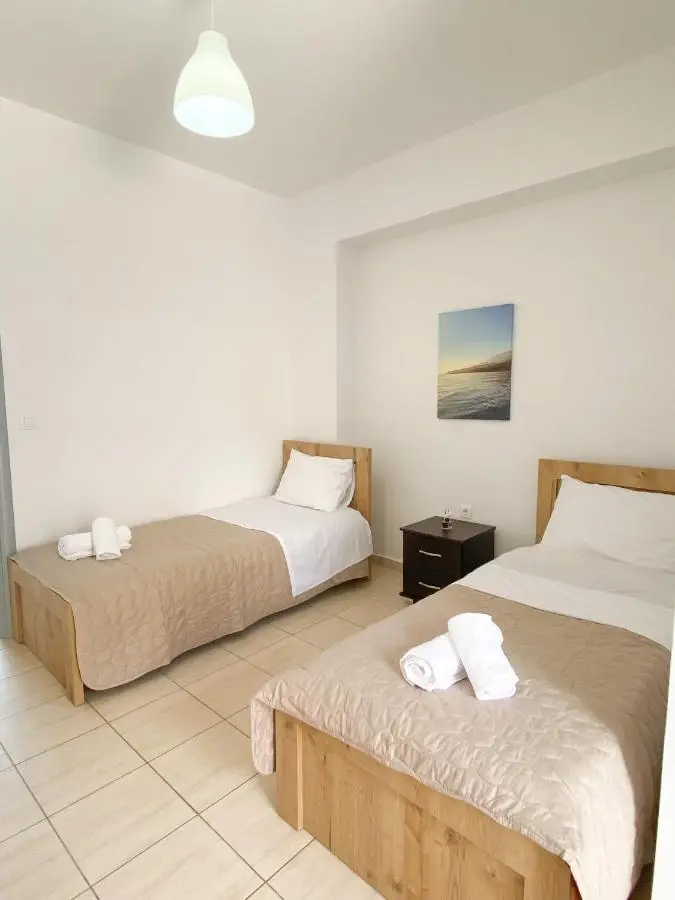 Acta's Rooms