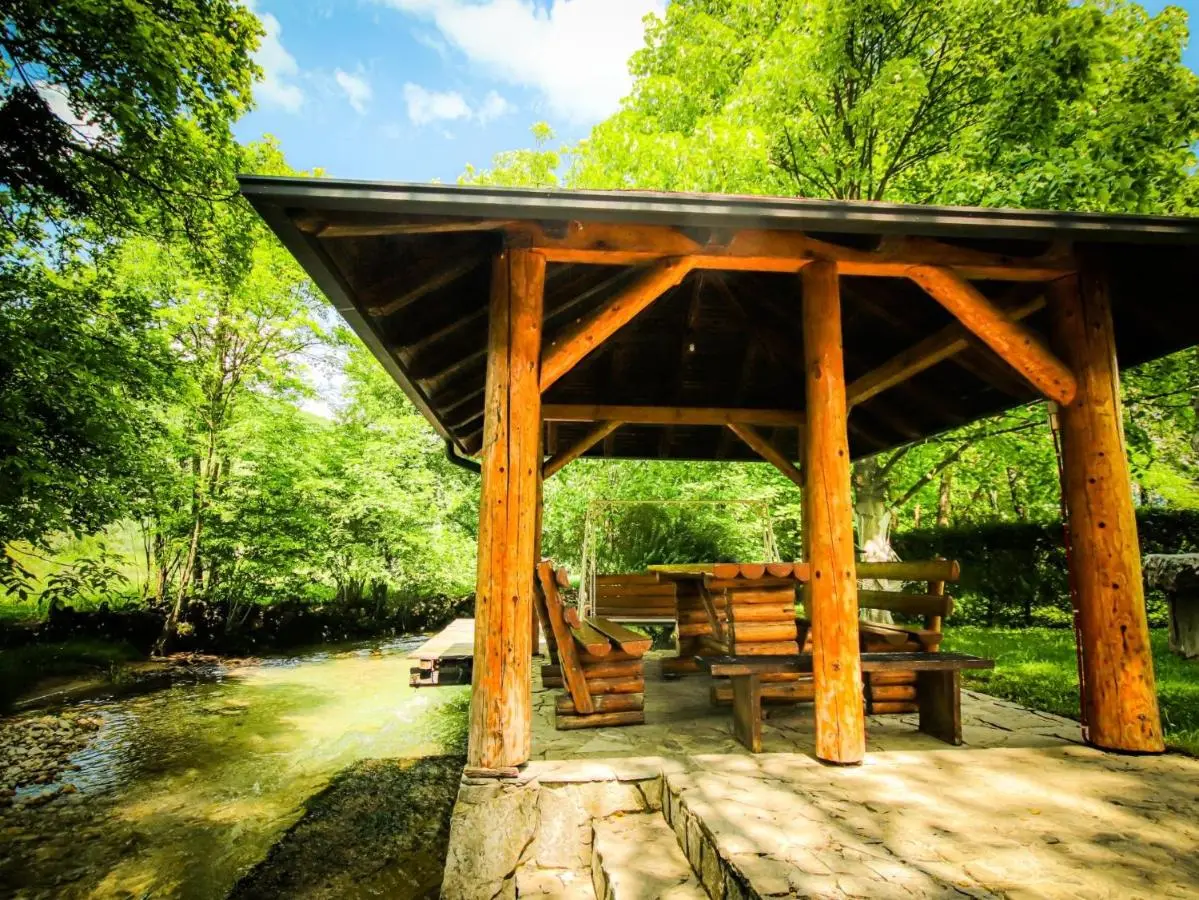 Home Eden Dobrenica
