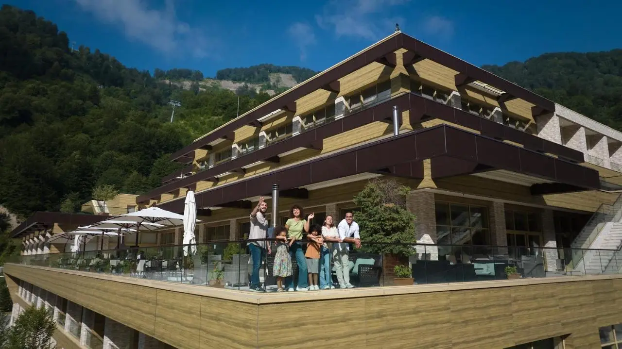 Qafqaz Tufandag Mountain Resort Hotel