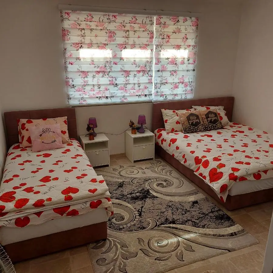Lovely, neat and quite apartment Dalia, private parking