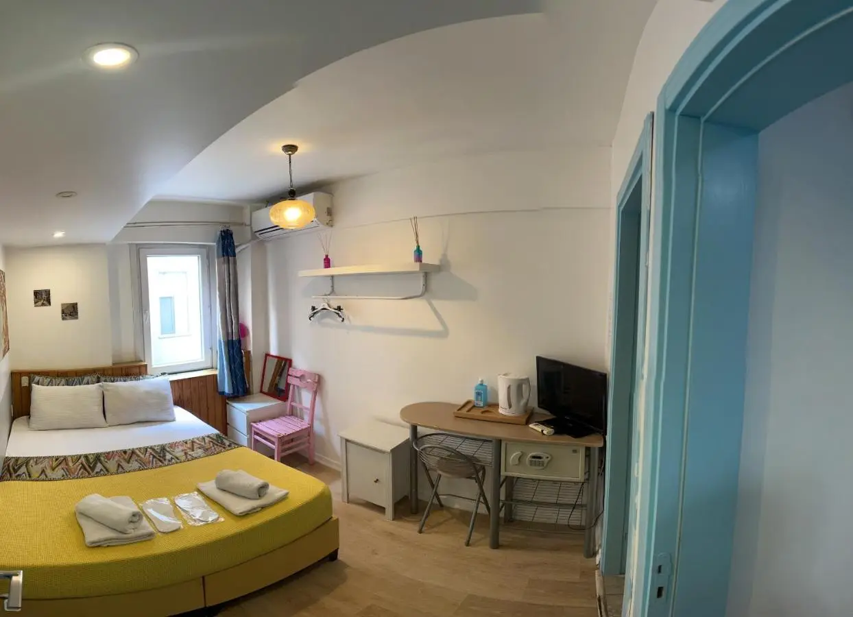 Rodin Hostel