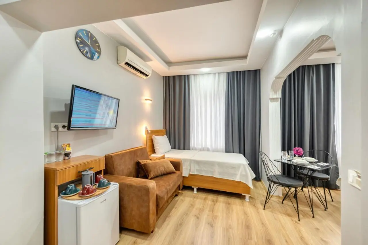 Pio Apart Hotel
