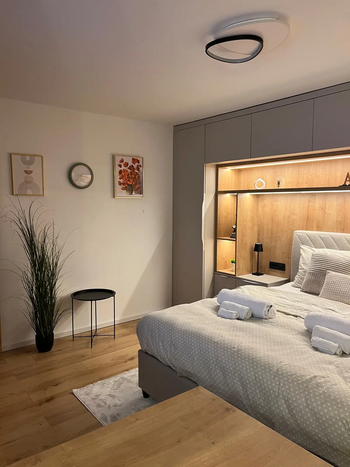 Studio Apartment