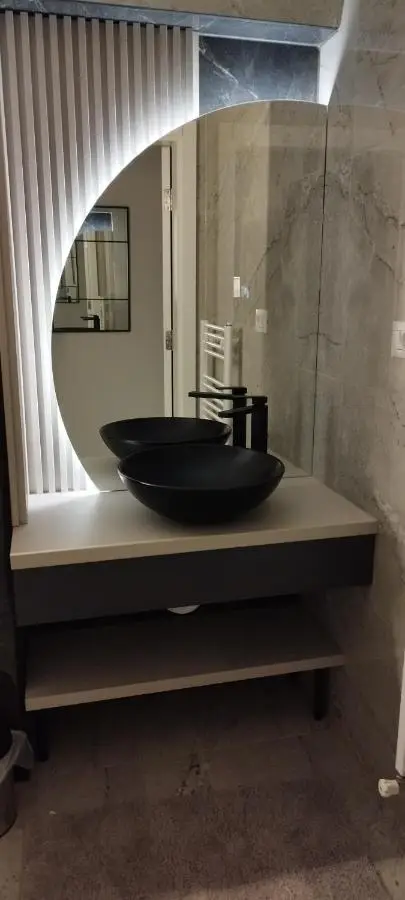Luxury Prime Apartments with Parking