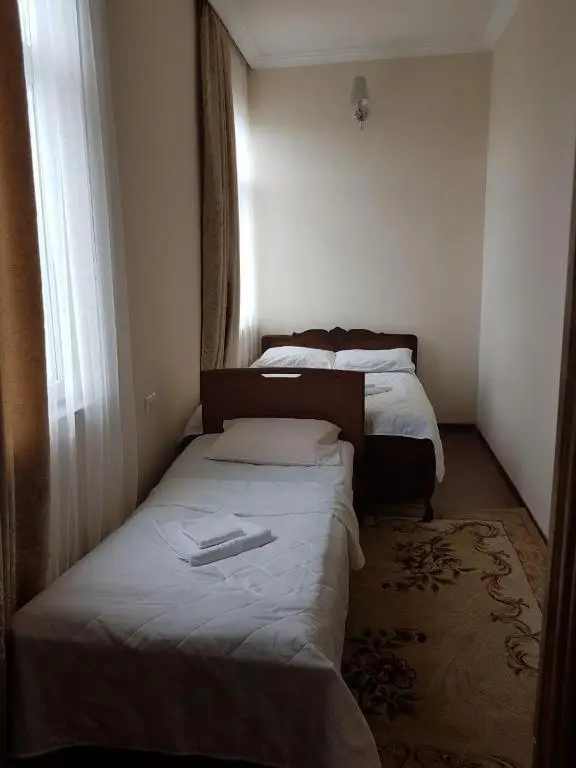 mano guest house