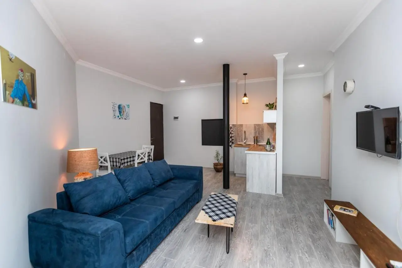 Giorgi's apartment
