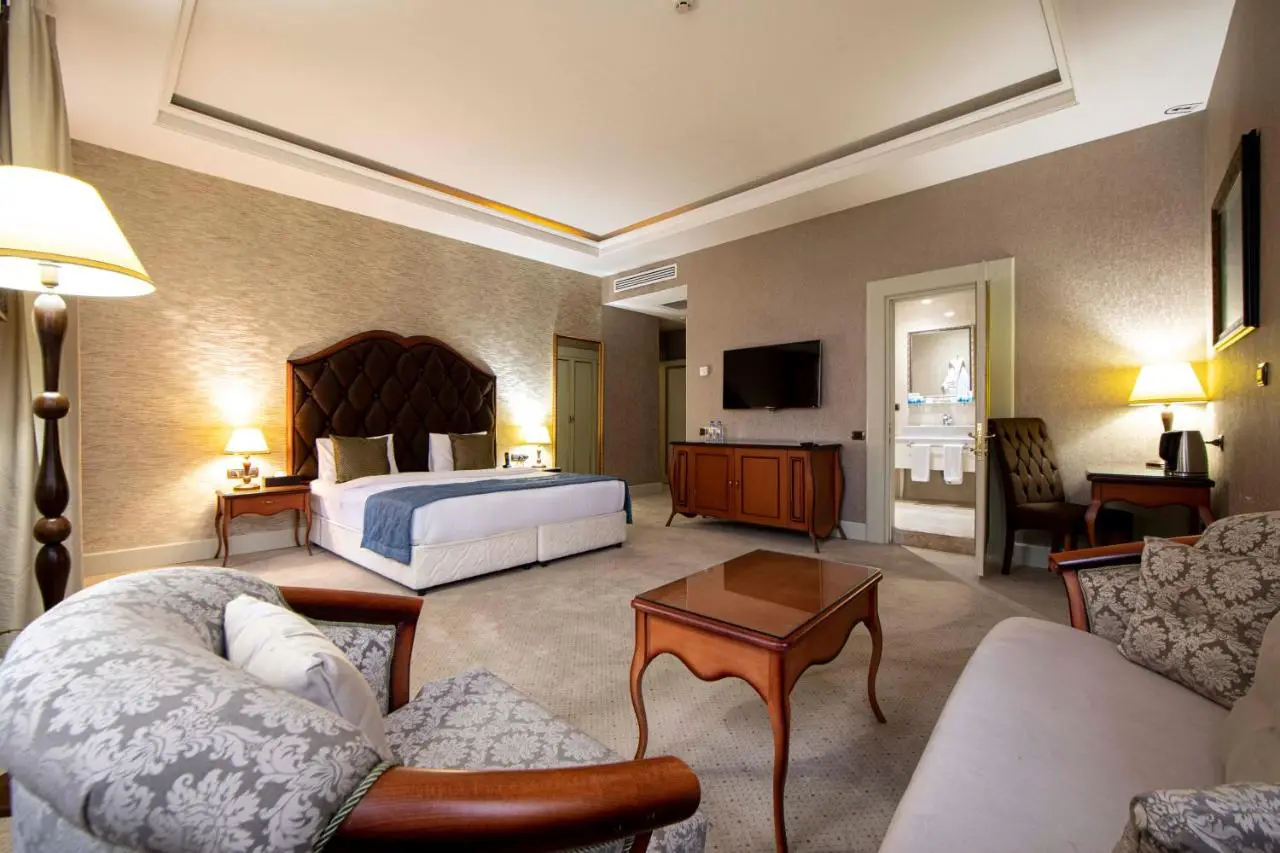 Sapphire Inn Hotel