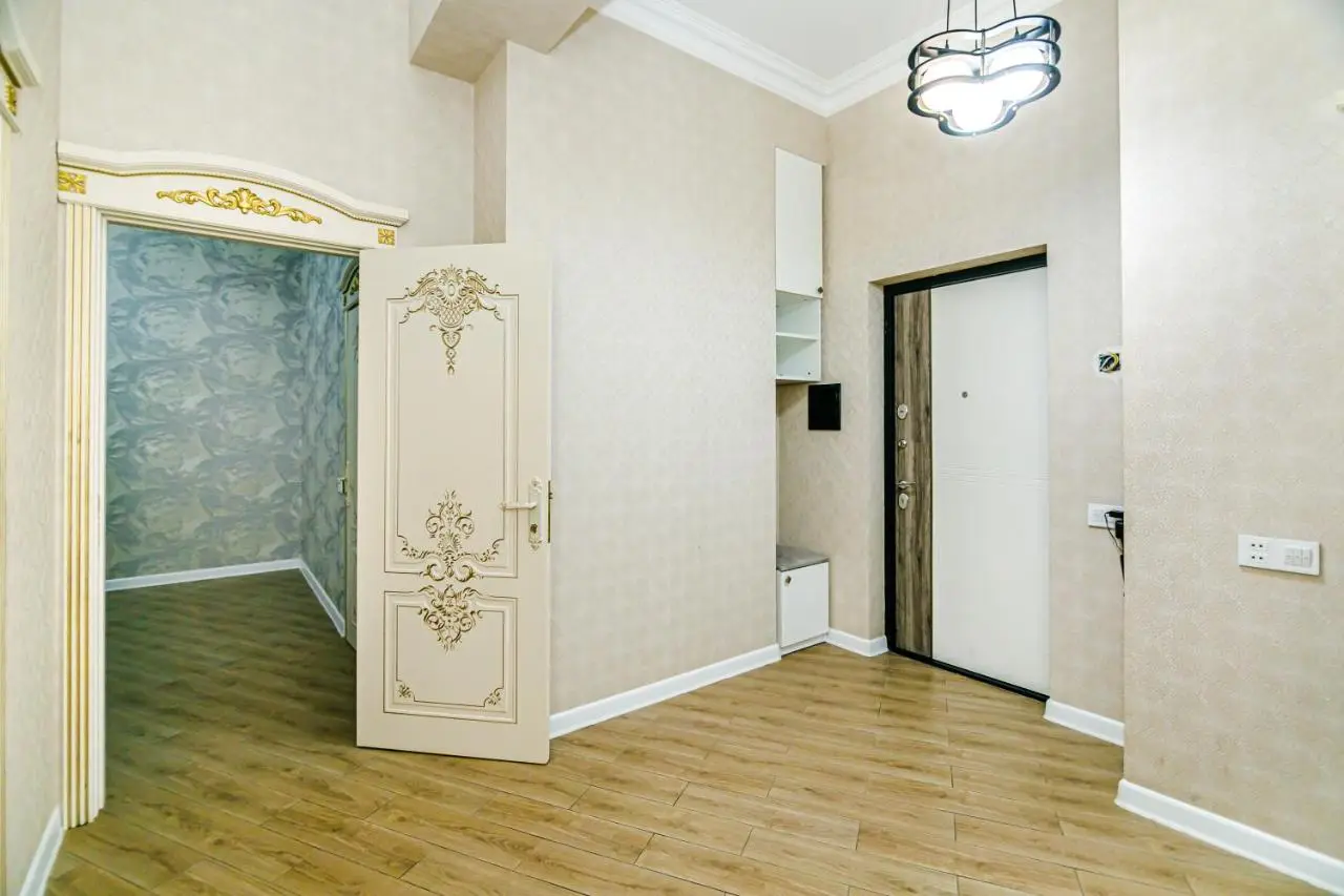 PILOT Luxury Apartment in Nizami street