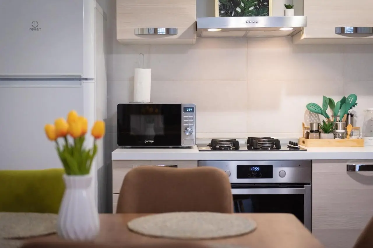 GG Home - new, cozy 2 bedroom apartment on 16th floor
