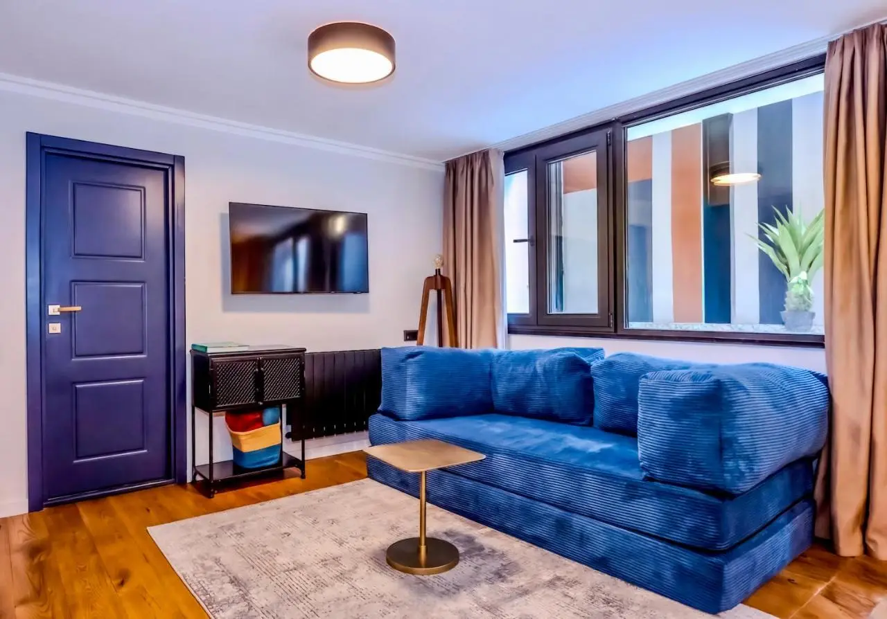 Zorba&Bond Boutique Hotel