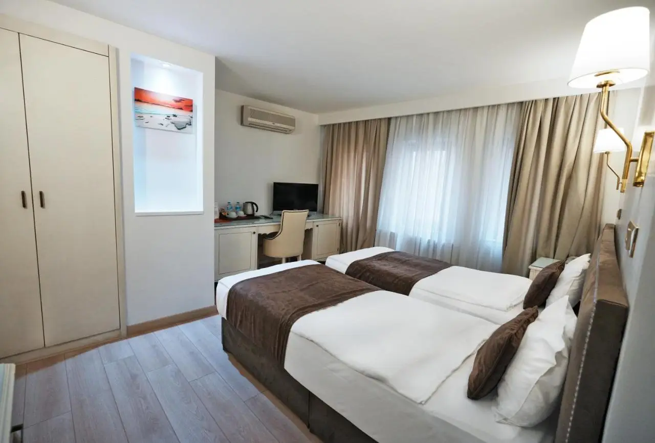 Taximtown Hotel