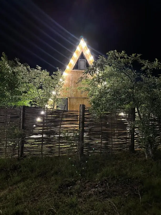 A-Frame Qusar