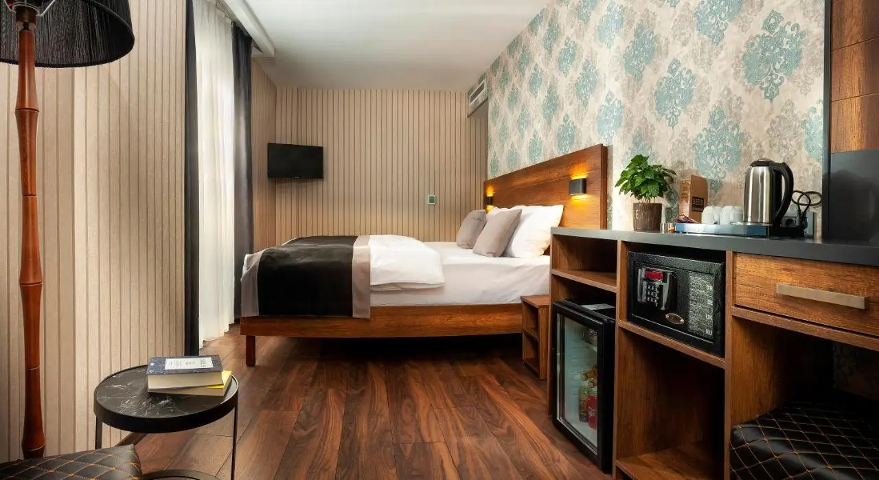 Hotel Bossuite Business