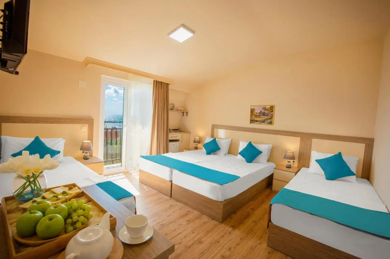 Iveria Elli Hotel