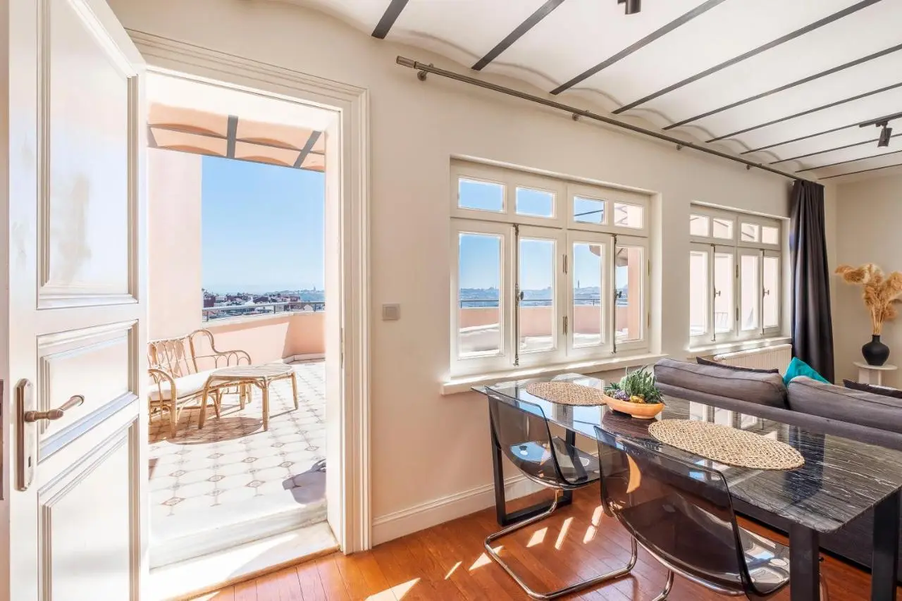 Homie Suites - Turna Residences in Cihangir