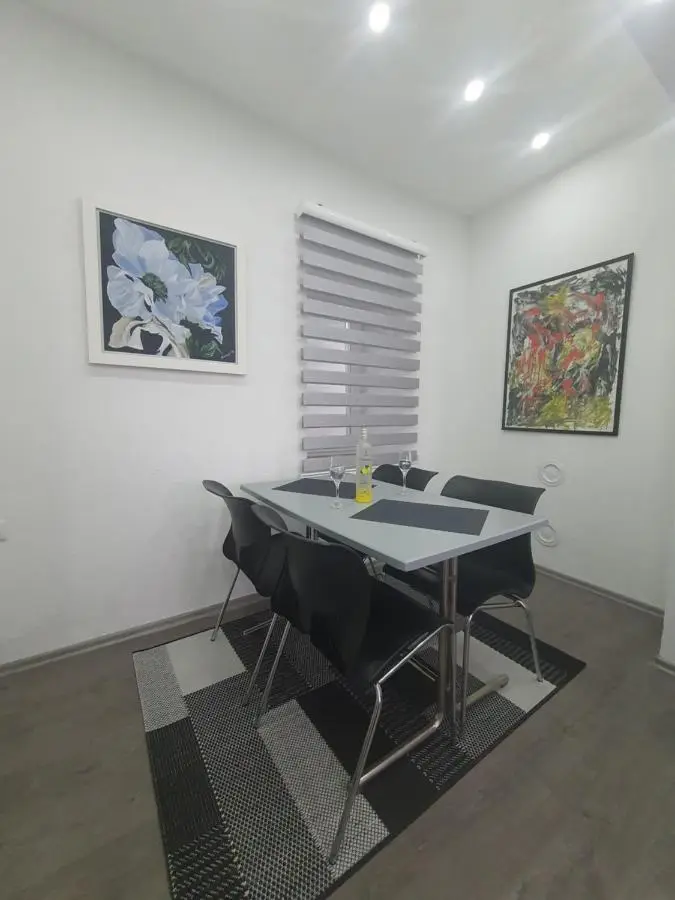 Apartman DIN
