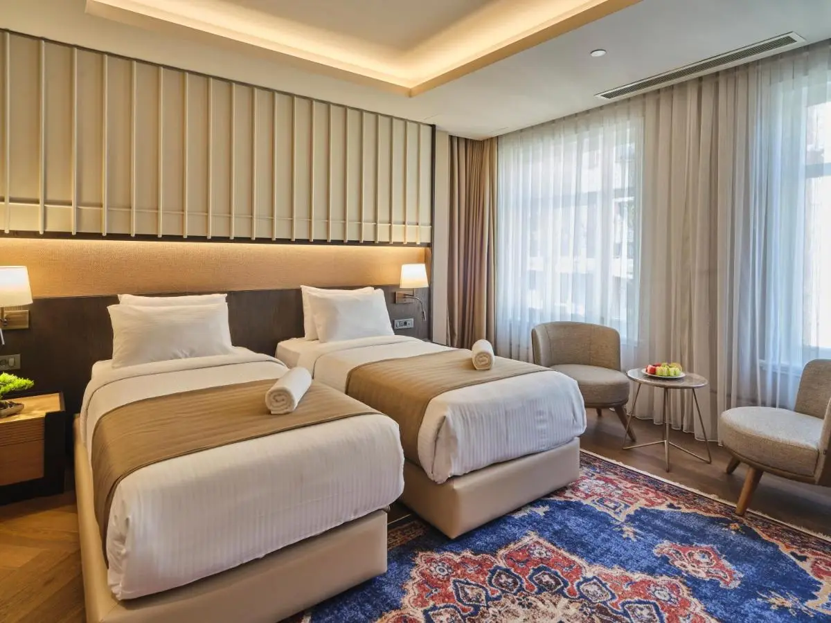 Four-G Hotel Premium