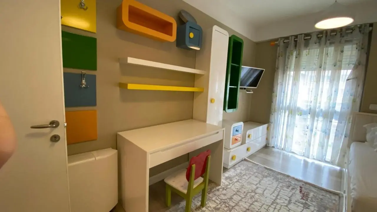Lake Drive Rooms&Apartments