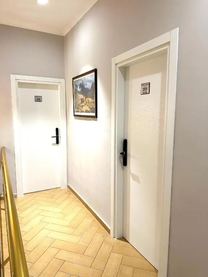 HOTEL NOBEL CENTER