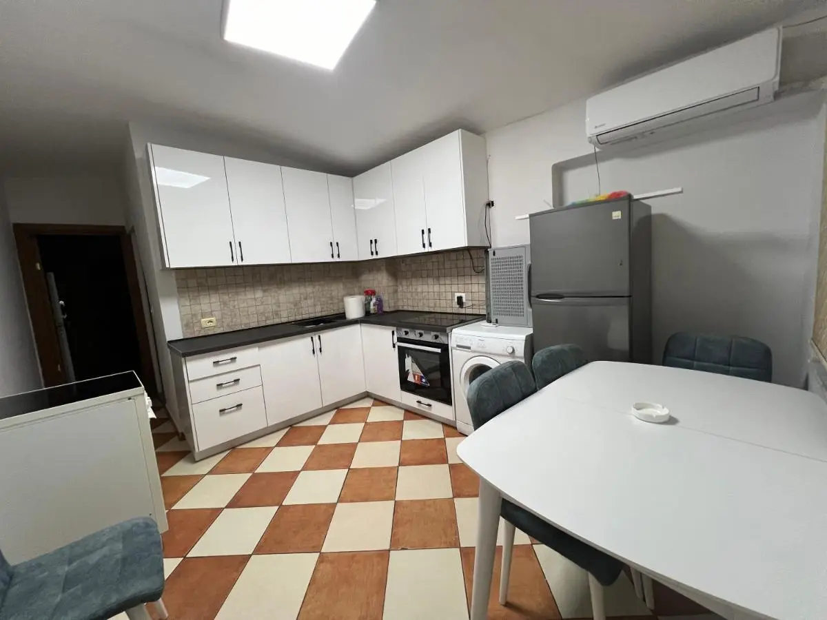 Sisterhood Hostel-Female Only
