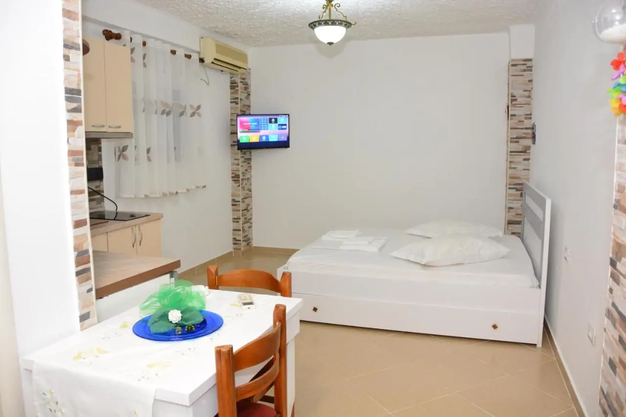Mico's Apartments