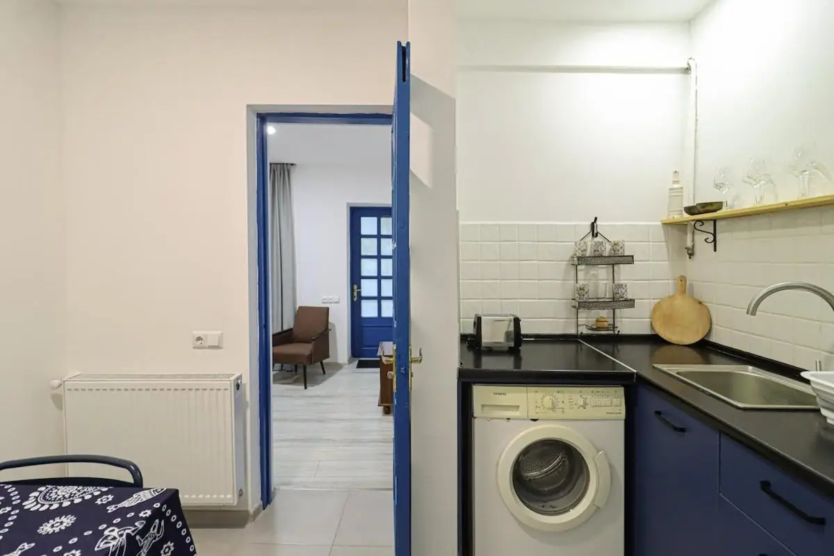 Stylish 1BR Apt in Central Tbilisi By Wehost