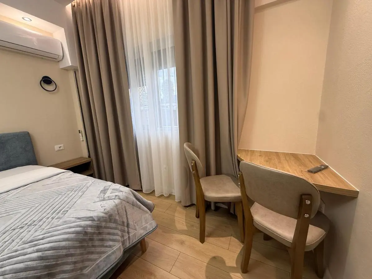 Prime Location - shared Bath