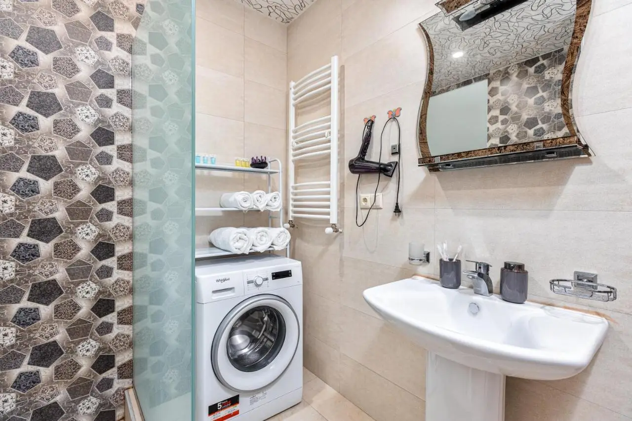 LE Home - Cozy 2 BR apartment in Saburtalo