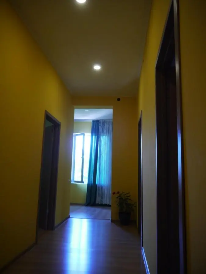 NOVEL HOUSE
