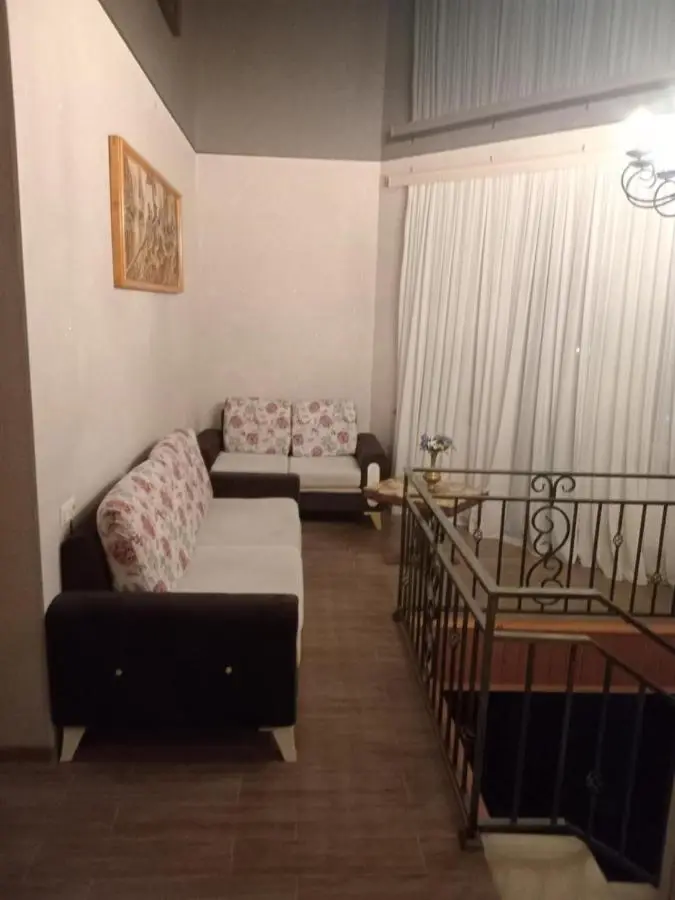Mango's Guesthouse