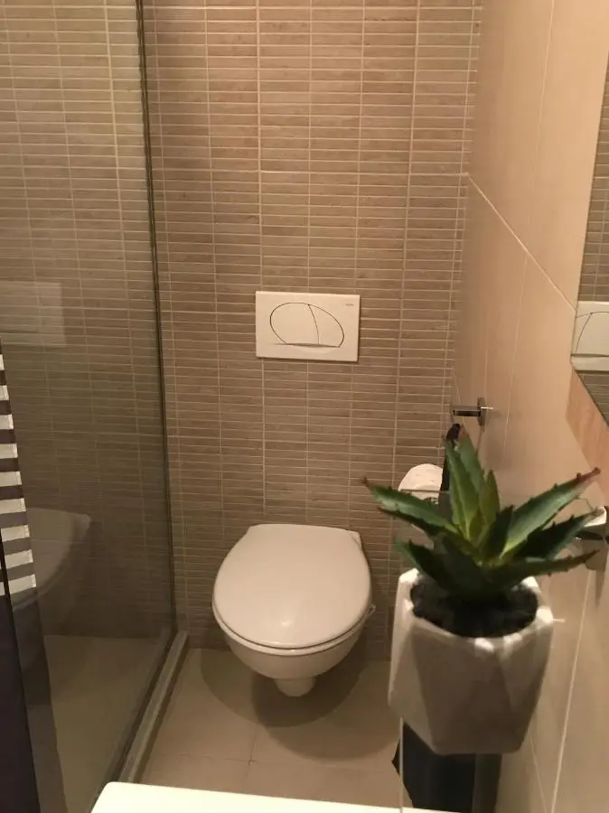 Apartment Adi
