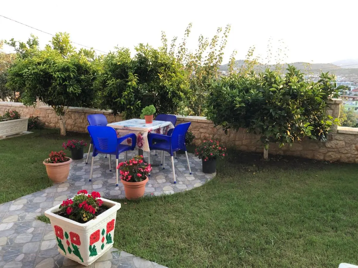 Green Garden Villa