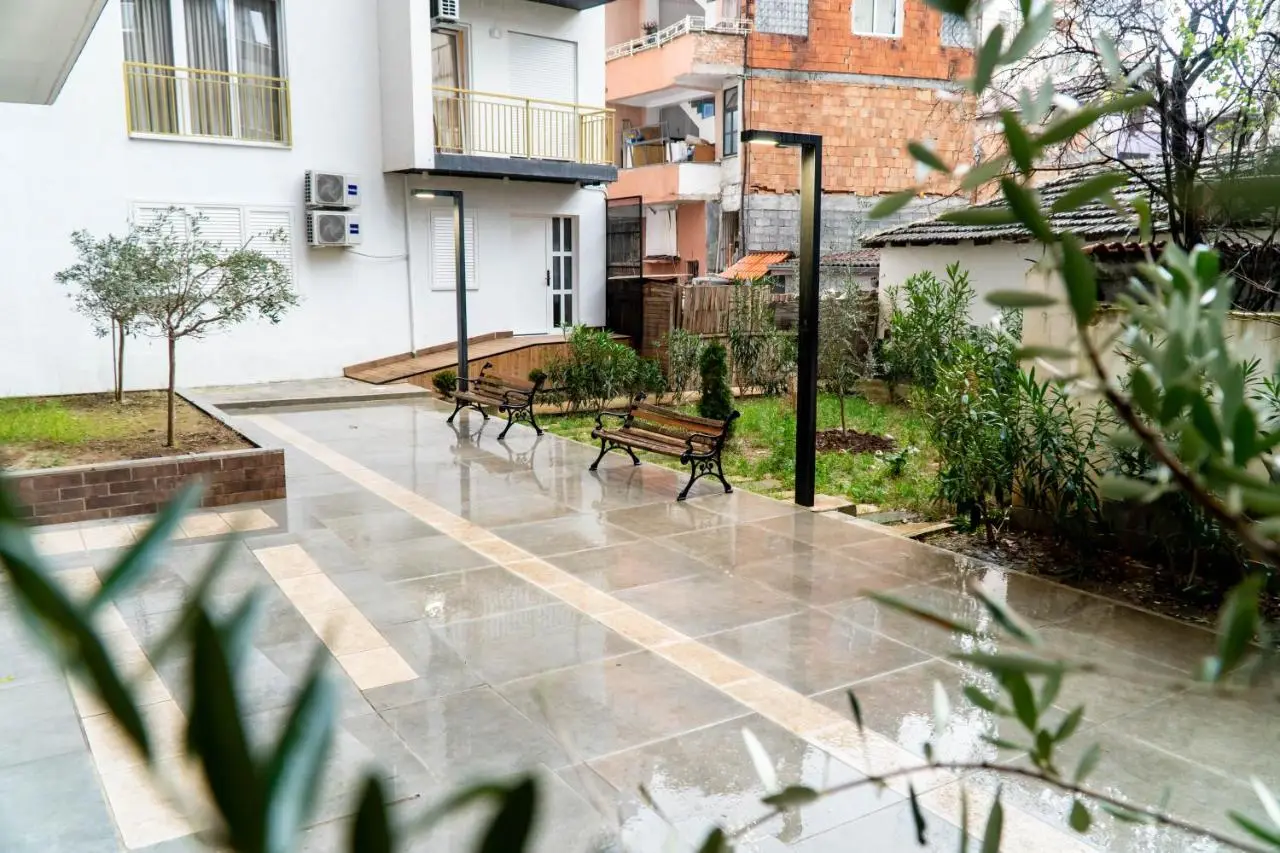Signature apartment 5