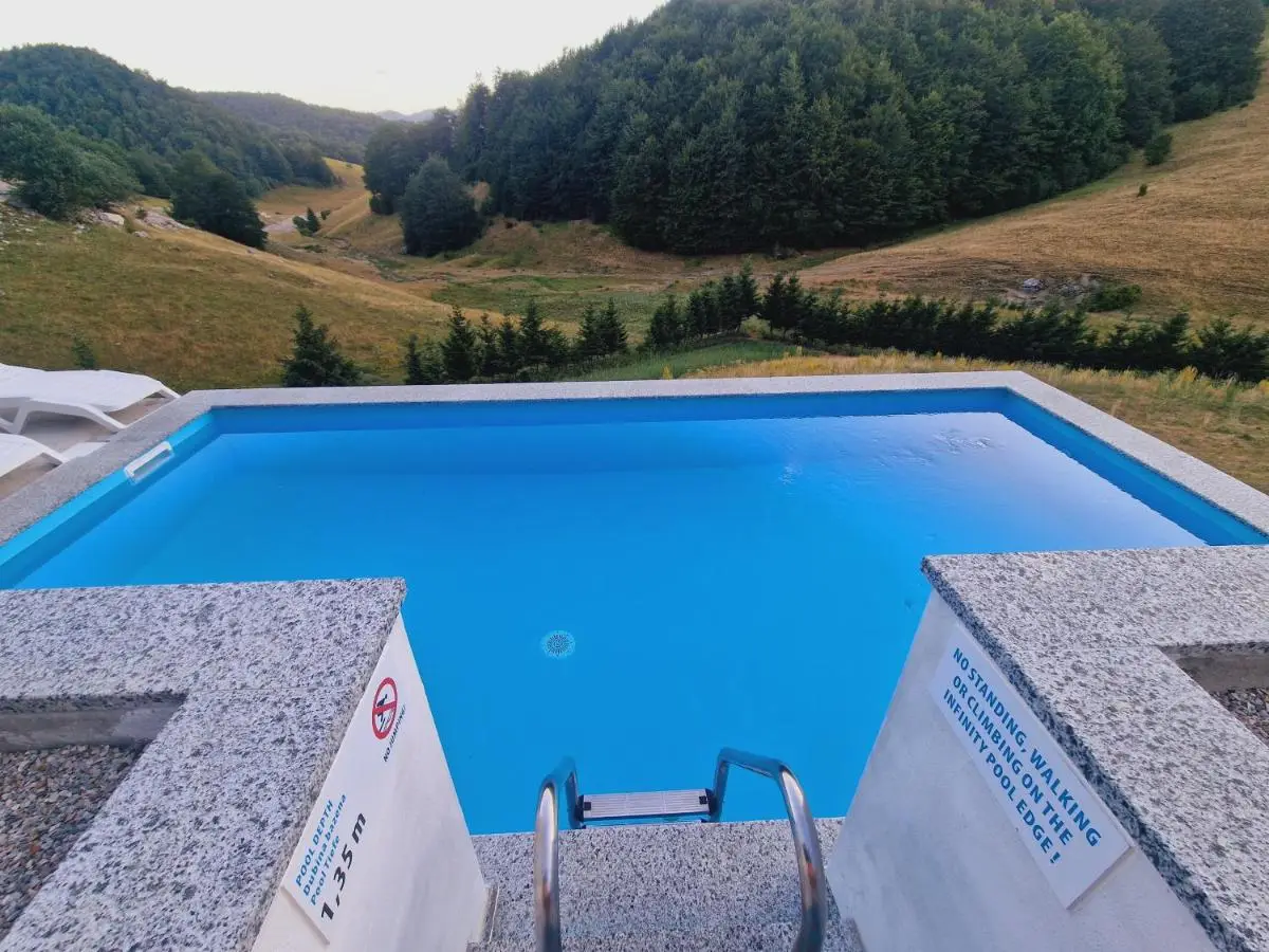 Weekend house NEST Bjelašnica