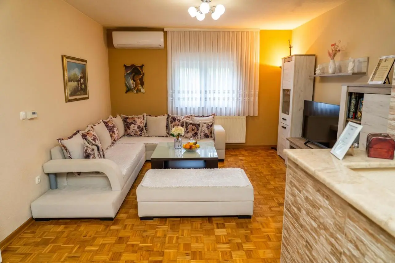 Holiday Home IFI