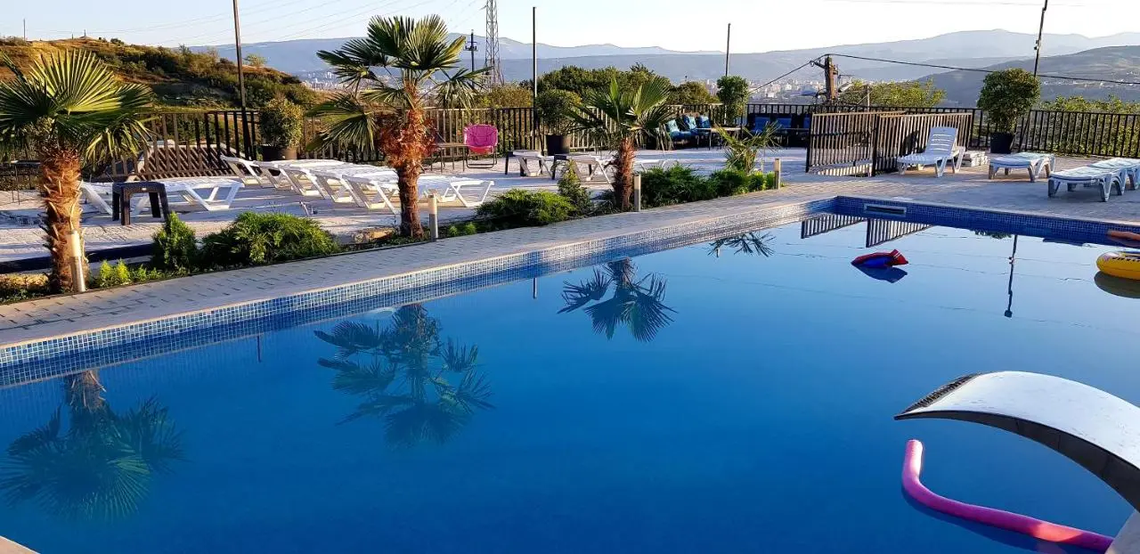 hotel Labyrinth pool