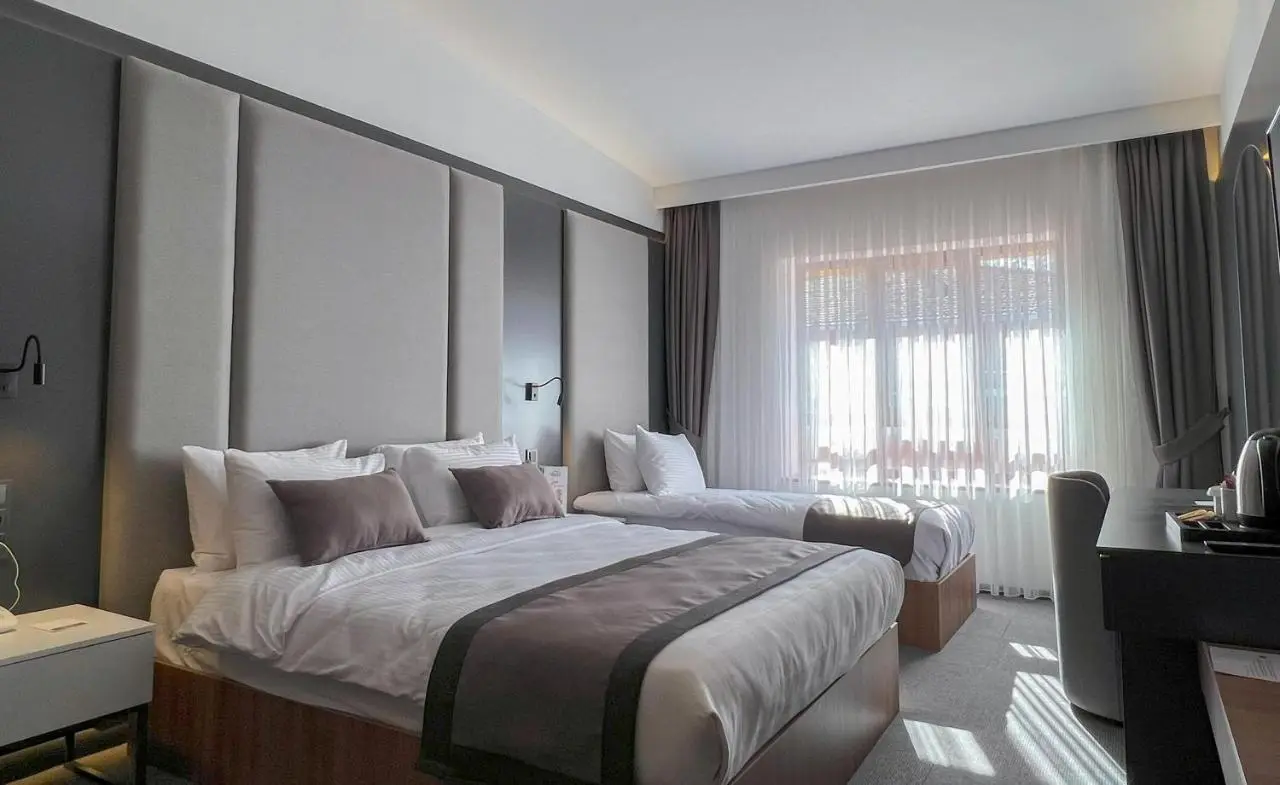 Sera Lake Center Hotel