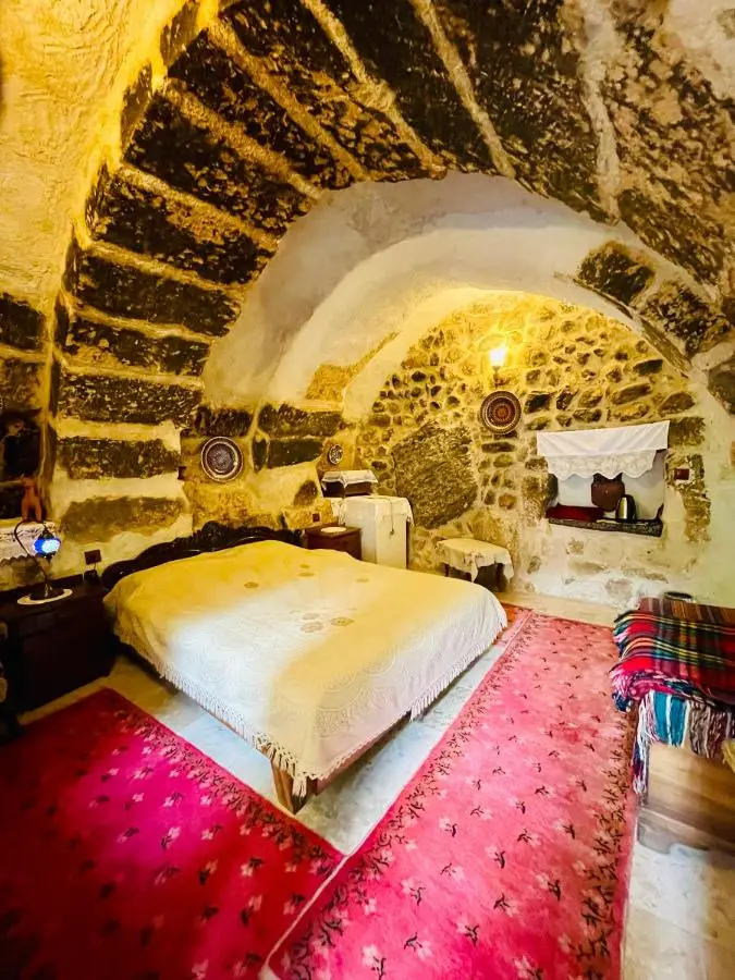 Sofa Hotel