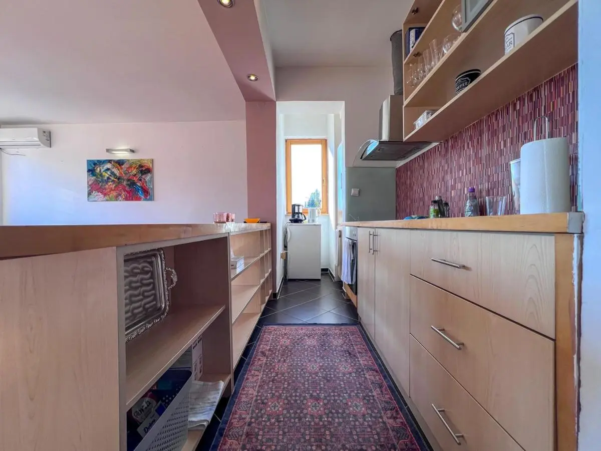 Awesome Panorama Penthouse - free Parking and balcony