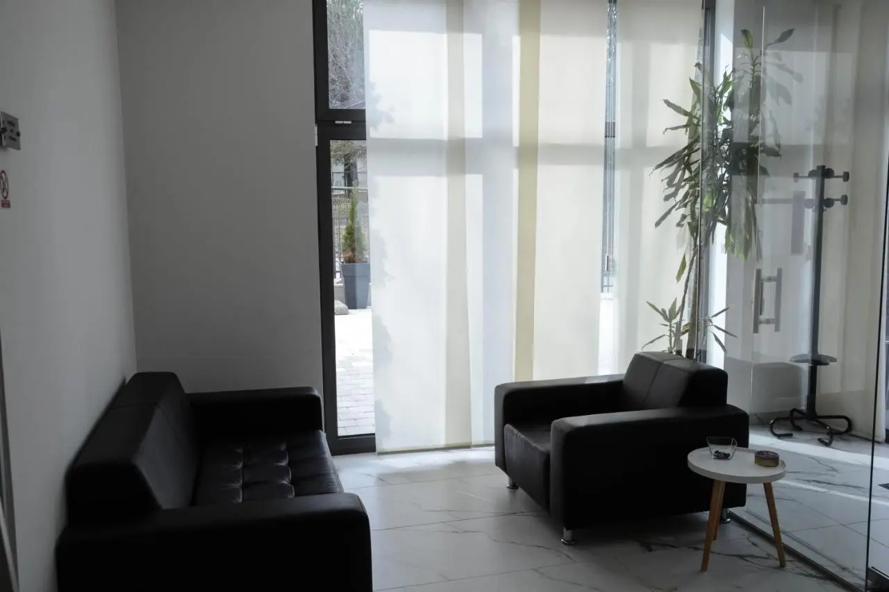 OLYMPIC 84 Apartments