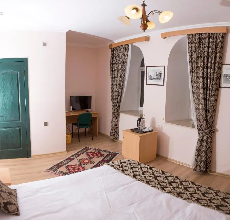 City Walls Hotel