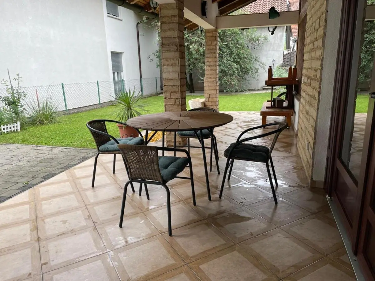 Studio apartman Bišće
