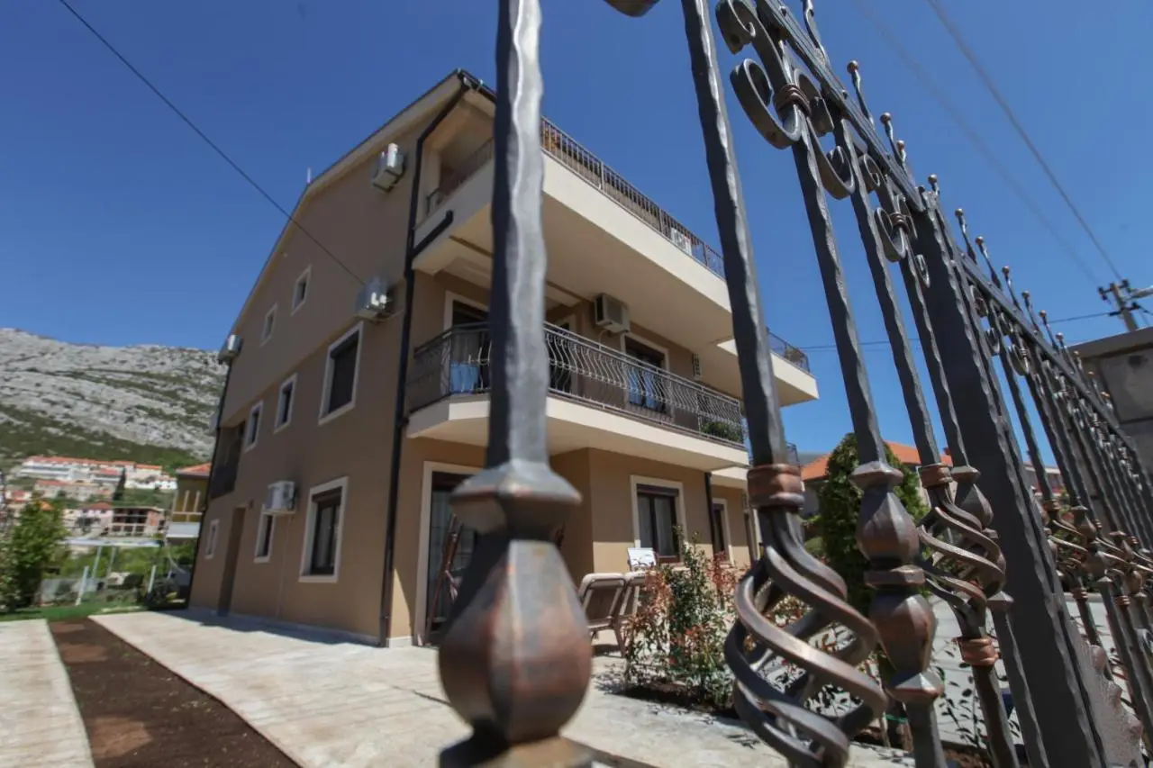 Luxury Apartments Taša