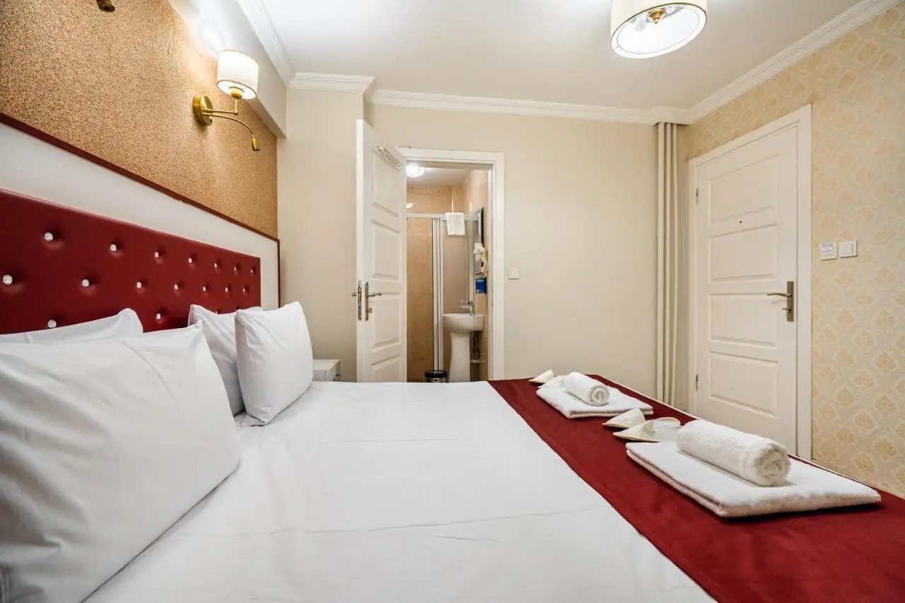 Cihangir Palace Hotel