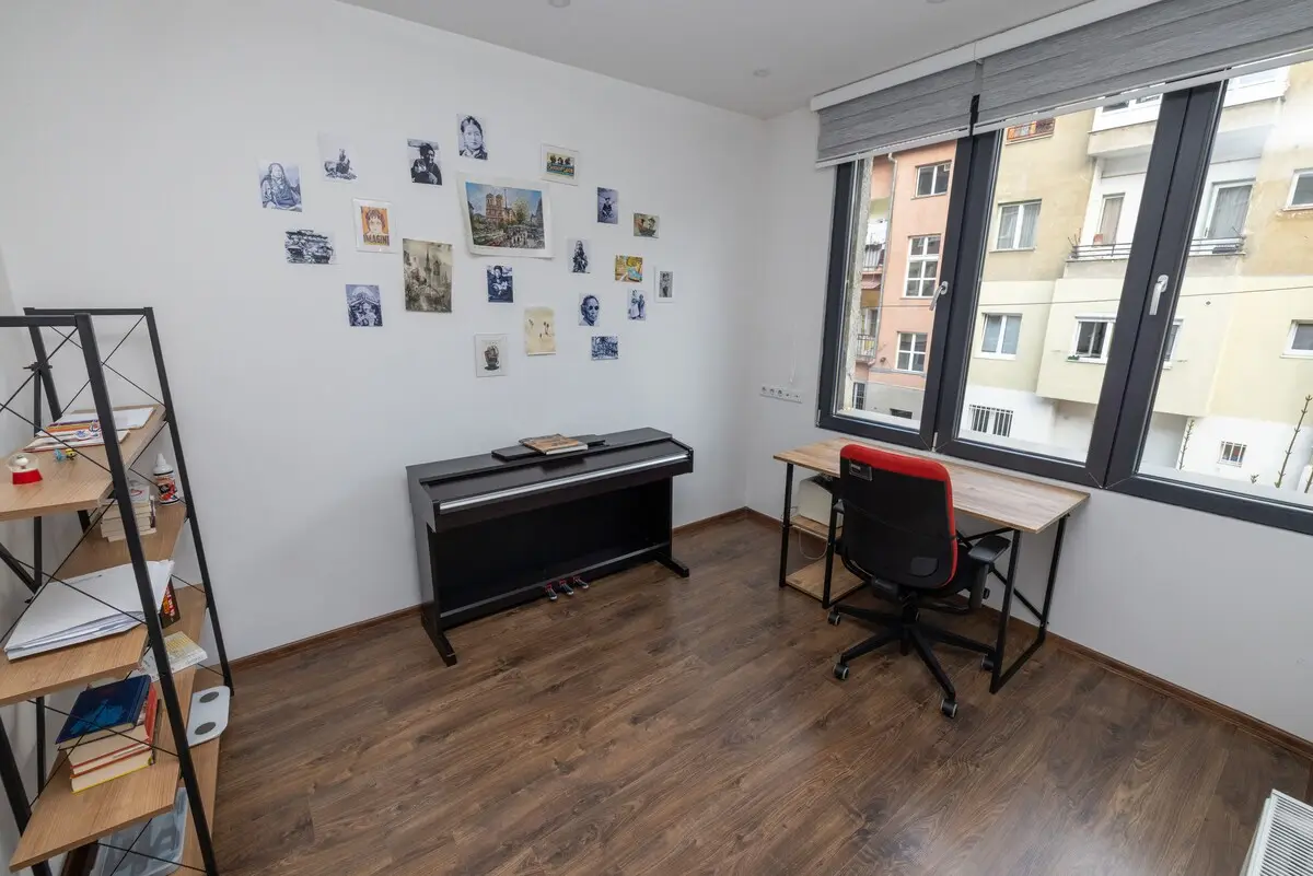 Modern home&King-Size Bed&Great internet