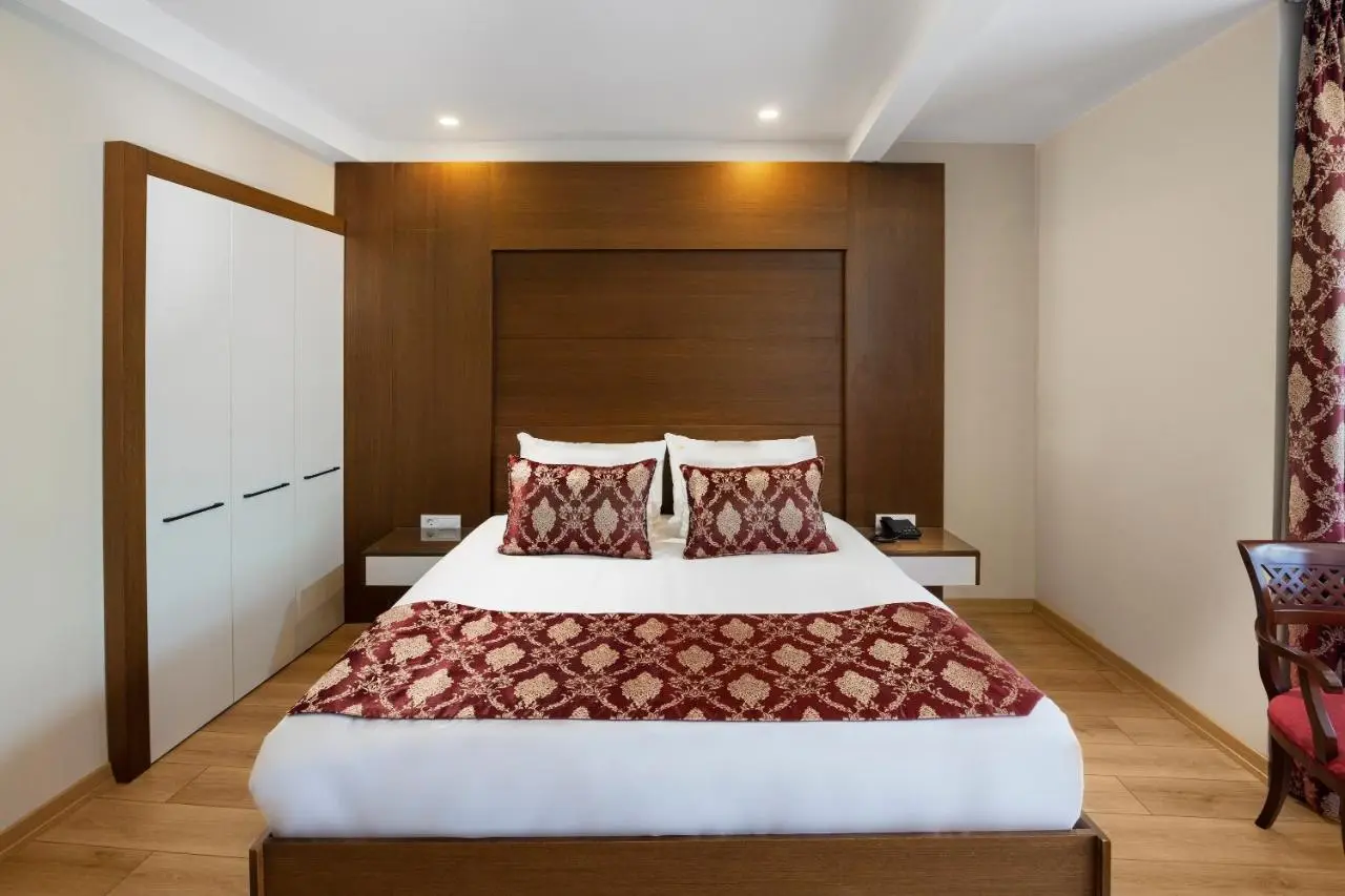 Seven Hills Boutique Hotel