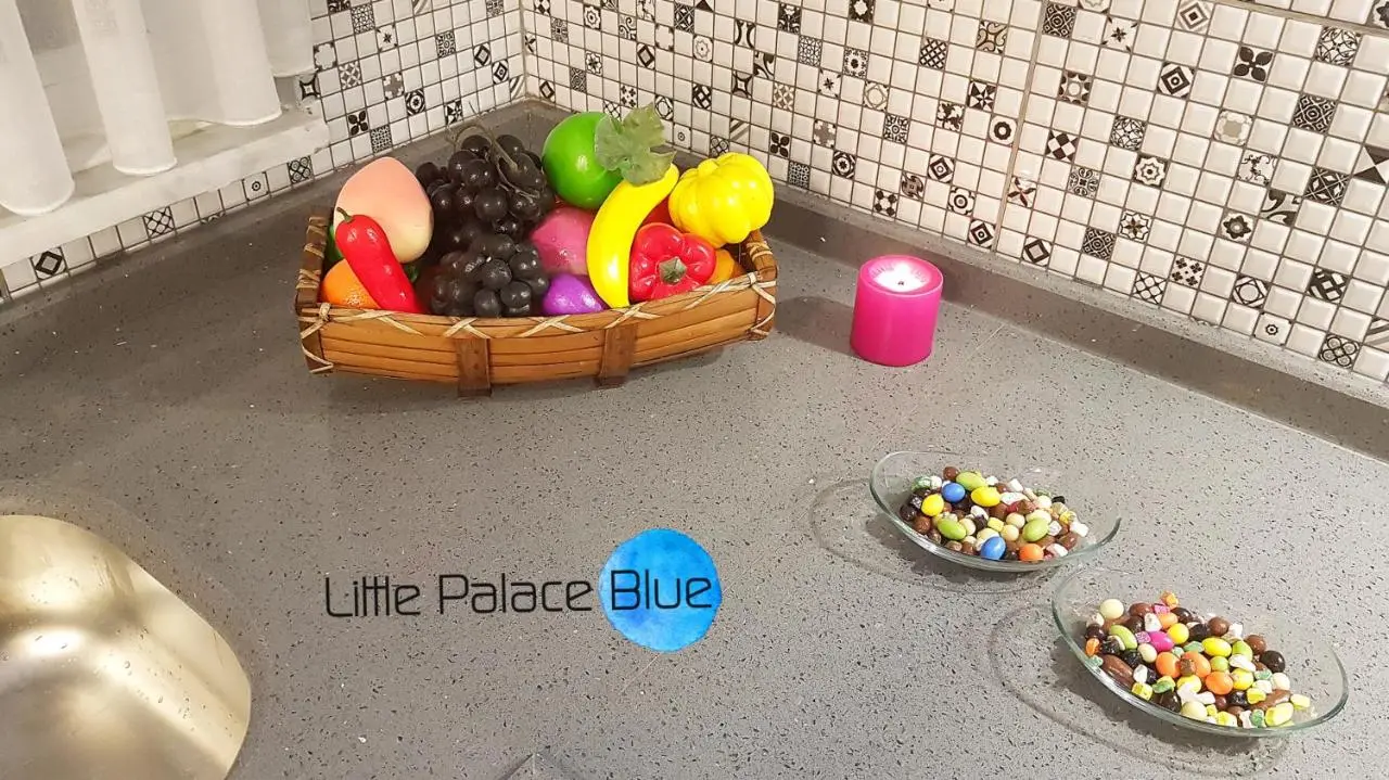 Little Palace Blue Apartment