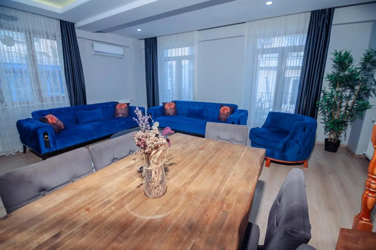 White Moon Suites