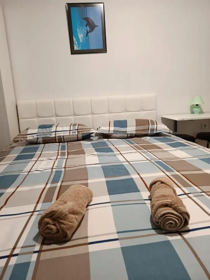 Silent home