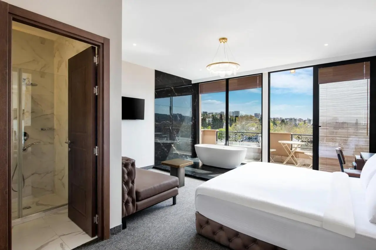 Highgarden Hotel